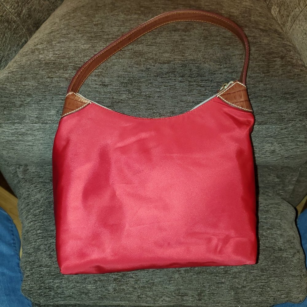 EUC Dooney&Bourke Red Red Nylon Hobo Shoulder bag - Picture 5 of 12